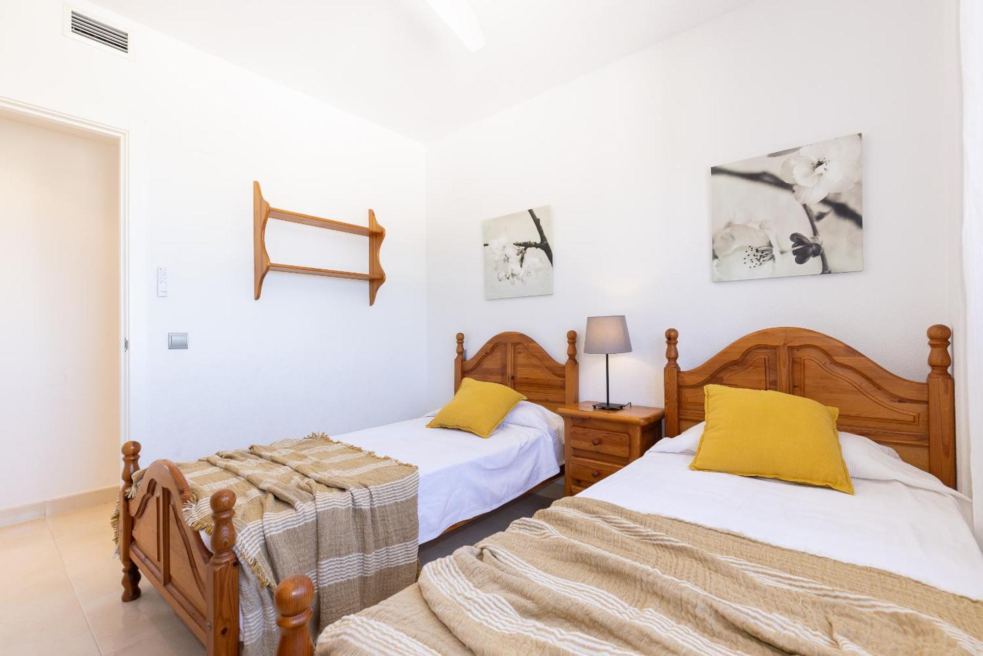 Uhc Salou Villa Family Complex Room photo